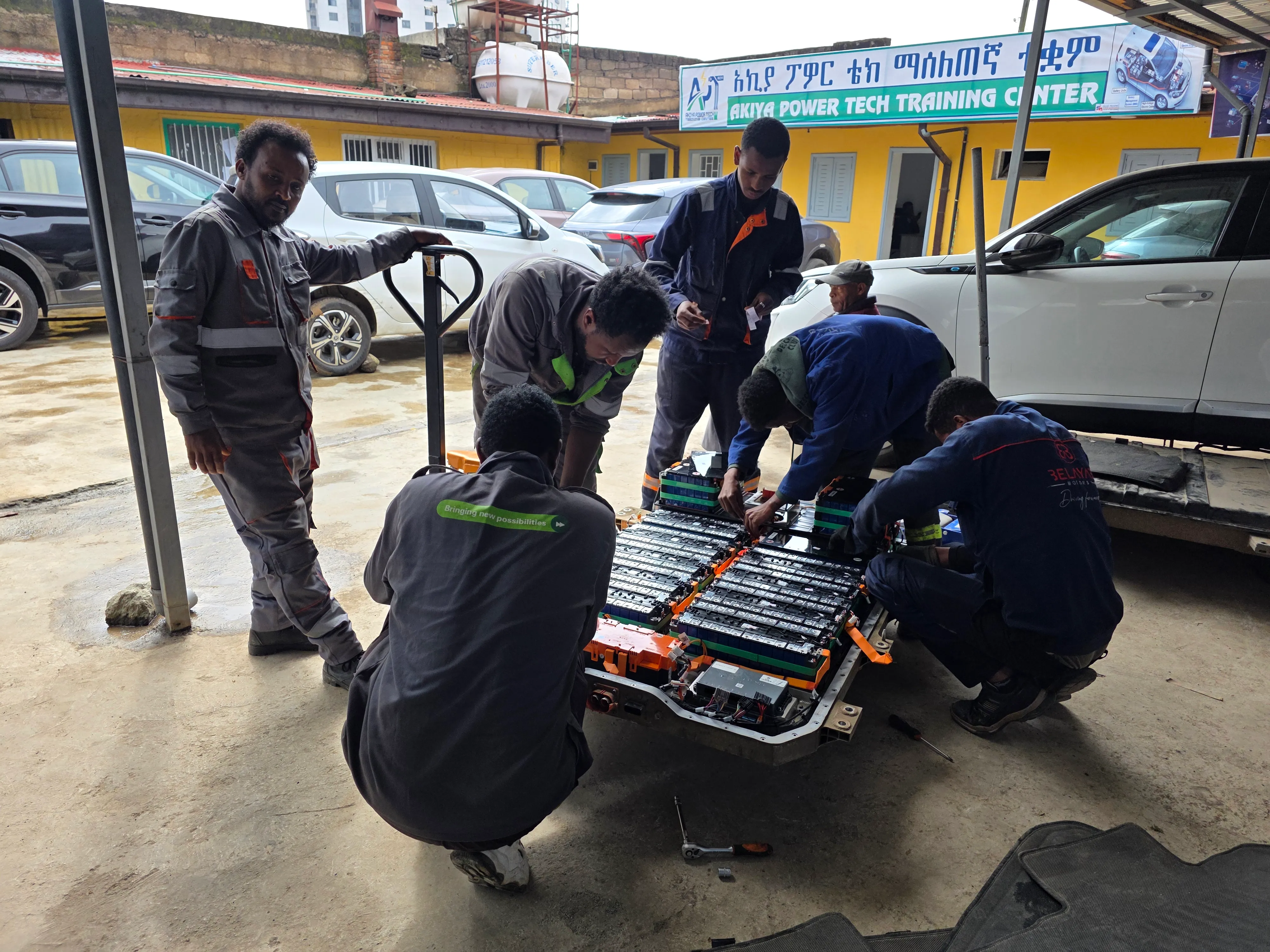 Akiya Power Tech trainer instructing a class